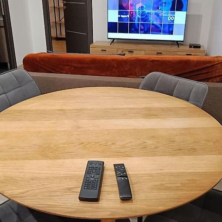 Appartement Confort Equipe Au Coeur De 베지에 외부 사진