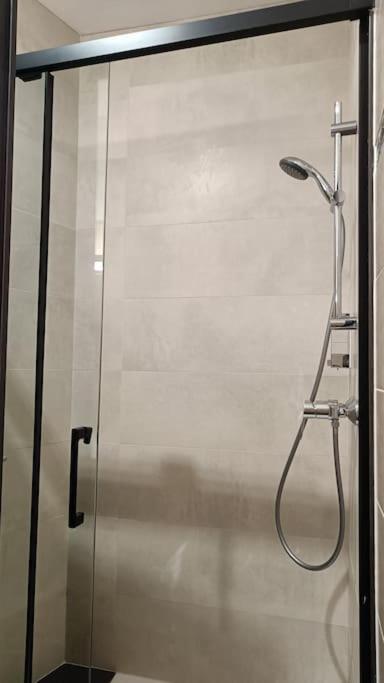 Appartement Confort Equipe Au Coeur De 베지에 외부 사진