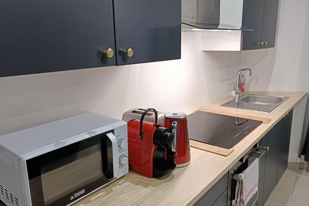 Appartement Confort Equipe Au Coeur De 베지에 외부 사진